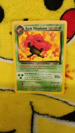 Vintage 1999-2000 Pokemon Team Rocket Dark Vileplume NM - Image 1