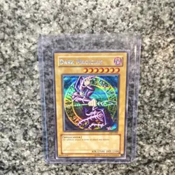 Konami Yu-Gi-Oh! Dark Magician DDS-002 Prismatic Secret Rare Promo Holo - Image 2
