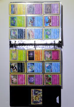 Pokemon Binder with 750+ Pokemon Cards (READ DESCRIPTION) - Image 3