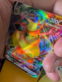 Pokemon TCG Flareon VMAX 001/004 Sp4: Eevee Heroes Vmax Full Art Holo Rare - Image 2