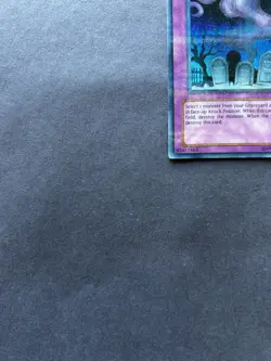 Yugioh Call of the Haunted HL06-EN005 Trap-Continuous Konami English 1996 - Image 4