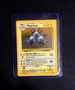 Magneton 9/102 Pokemon TCG Base Set Holo - Image 1
