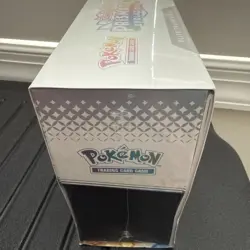 Pokemon TCG Scarlet & Violet Prismatic Evolutions Elite Trainer Box ETB - Image 5