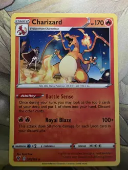 Pokemon Charizard 025/185 Rare Vivid Voltage - Image 1