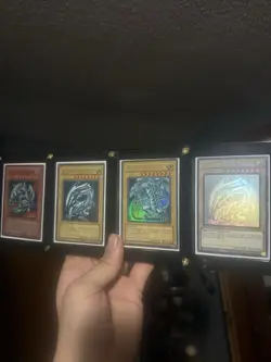 Yu-Gi-Oh! TCG Blue-Eyes White Dragon 1st Edition Ghost Rare Card GFP2-EN175 - Image 1