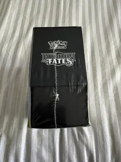 Pokemon TCG: Hidden Fates Elite Trainer Box ( Factory Sealed ) New ETB ! - Image 4