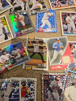 2026 TOPPS SERIES 1 BASEBALL INSERT & PARALLEL LOT OF 95 CARDS RC INCLUDE - Image 4