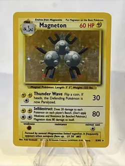 Pokemon TCG Magneton Base Set Holo Rare - Image 1