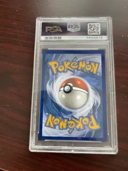 2016 Pokemon XY Charizard Holo Evolutions PSA 8 - Image 2