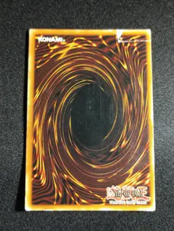 Yugioh Dark Magician SYE-001 Unlimited Super Rare HP/Damaged - Image 2