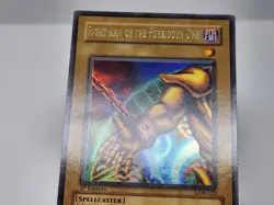 YuGiOh Right Arm of the Forbidden One LOB-122 1st Edition Glossy Ultra Rare LP - Image 3