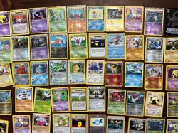 Pokemon Cards 500 NM Card Lot (Holo, Rare, Gym Hero, Jungle, Fossil, 1st ed..), - Image 1