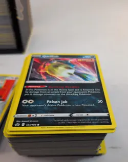 600+ POKEMON trading card job lot bundle set in Sword and Sheild box - Image 4