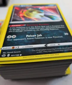 600+ POKEMON trading card job lot bundle set in Sword and Sheild box - Image 5