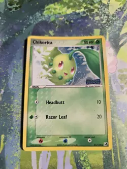 NM- Chikorita 51/115 Reverse Holo EX Unseen Forces Stamped Pokemon Card - Image 1