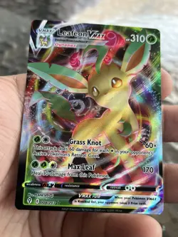 Pokemon TCG Leafeon VMAX Evolving Skies 008/203 Holo Ultra Rare full art NM Mint - Image 5