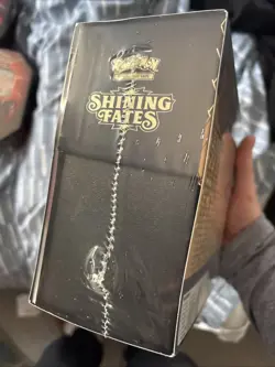 Pokemon TCG Shining Fates Elite Trainer Box New & Sealed - Image 4