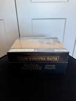 Pokemon TCG: Shining Fates - Elite Trainer Box (SEALED) 1 - Image 4