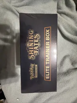 Pokemon TCG Shining Fates Elite Trainer Box - Sealed 820650808173 - Image 3