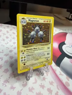 Pokemon WOTC Magneton Base Set 9/102 Holo Unlimited Holo Rare - Image 2