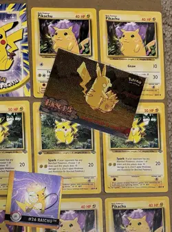 PIKACHU - Pokemon Card Lot x20 - Base Set / 2 / Jungle / Topps + Lot x20 G / NM - Image 3
