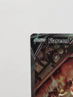 Flareon V SWSH179 SWSH: Sword & Shield Promo Cards Holo - Image 2