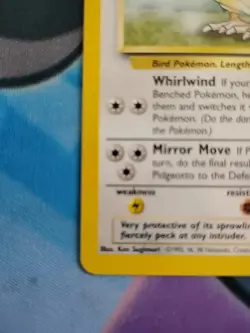 Pidgeotto 22/102 Unlimited Rare Card 1999 Base Set NM/M Condition Never Played - Image 4