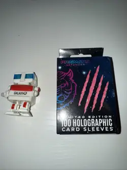 Prismatic Defender® Holographic Perfect Fits - Foil Inner Card Sleeves - Salmon - Image 2