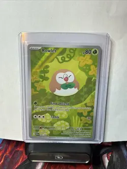 Rowlet - 090/088 - Pokemon Mega Evolutions: Perfect Order - Illustration Rare - Image 1