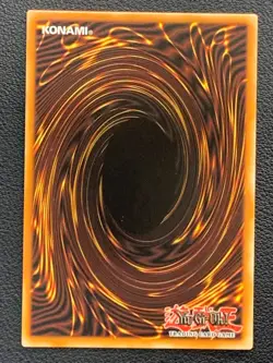 Royal Straight BLCR-EN002 1st Edition Ultra Rare Yu-Gi-Oh! - Image 2