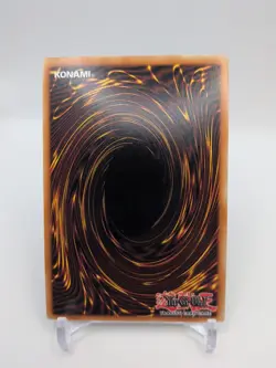 Yu-Gi-Oh! TCG Blue-Eyes White Dragon (25th Anniversary Edition) - Legendary... - Image 2