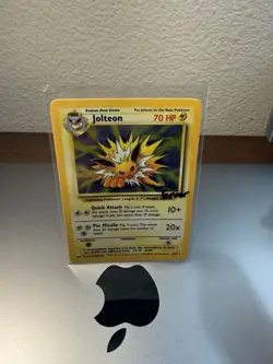 Pokemon TCG Jolteon Jungle Holo Rare Card 4/64 No Symbol Misprint - Image 1