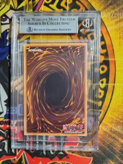 Yu-Gi-Oh! Dark Magician The Dragon Knight Ghosts from the Past Ultra Rare BGS 9 - Image 2