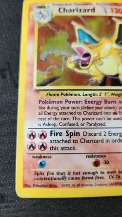 Charizard 4/102 Holo Rare - Base Set - Pokemon TCG - *Damaged* - Image 3