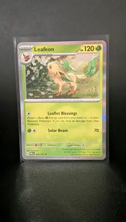 Leafeon 005/131 Sv: Prismatic Evolutions Holo Pokemon (NM) - Image 1