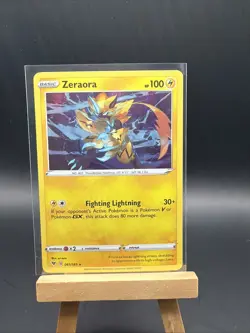 Zeraora 061/185 Reverse Holo Rare Vivid Voltage SWSH04 Pokemon Card NM - Image 1
