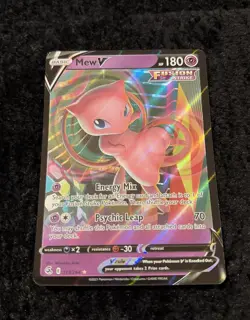 Mew V 113/264 Swsh08: Fusion Strike Holo Pokemon TCG NM - Image 2
