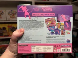Pokemon TCG Sword & Shield Fusion Strike Elite Trainer Box ETB Sealed - Image 2