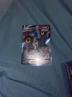 Pokemon Umbreon VMAX Full Art Holo 215/203 Evolving Skies Pokemon Card - Image 3