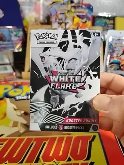 Pokemon Pokemon TCG Scarlet & Violet White Flare Booster Bundle 6 Packs - Image 1