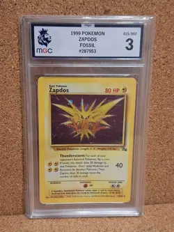 Pokemon - Zapdos - Holo - 15/62 - Fossil 1999 - MGC Graded 3 - Image 1
