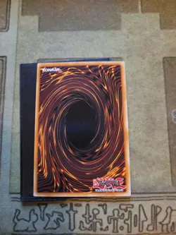 YUGIOH COMIC HAND DLCS-EN077 ULTRA 1ST ED NM PURPLE - Image 2