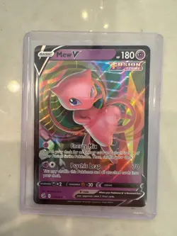 Pokemon TCG Mew V 113/264 Swsh08 Fusion Strike Ultra Rare Holo English 180HP - Image 1