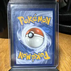 Pokemon Center Lady Swsh04 Vivid Voltage 185/185 Full Art Holo Ultra Rare 2020 - Image 2