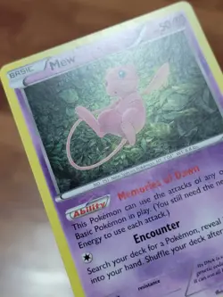 LP Mew 29/124 Fates Collide Holo Pokemon Card - Image 2
