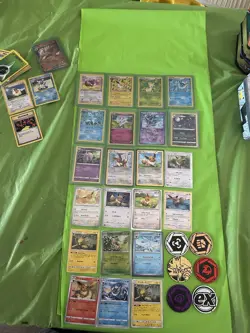 Pokemon Eevee Jolteon Leafeon Vaporeon Glaceon Mixed Card Lot - Image 1