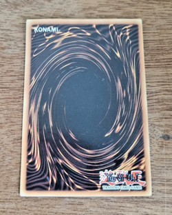 Yu-Gi-Oh! Springans Merry-Maker LIOV-EN041 Super Rare Card - Image 2