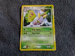 Dustox 25/130 Diamond Pearl Base Set Pokemon TCG Trading Card - Image 1