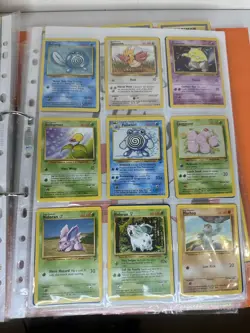 Vintage Pokemon TCG Binder Collection Lot Of 170+ card 1999 -2000 1st editions - Image 3