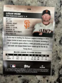 2024 Topps Stadium Club - Logan Webb #288 Chrome Pearl White Refractor /30 - Image 2